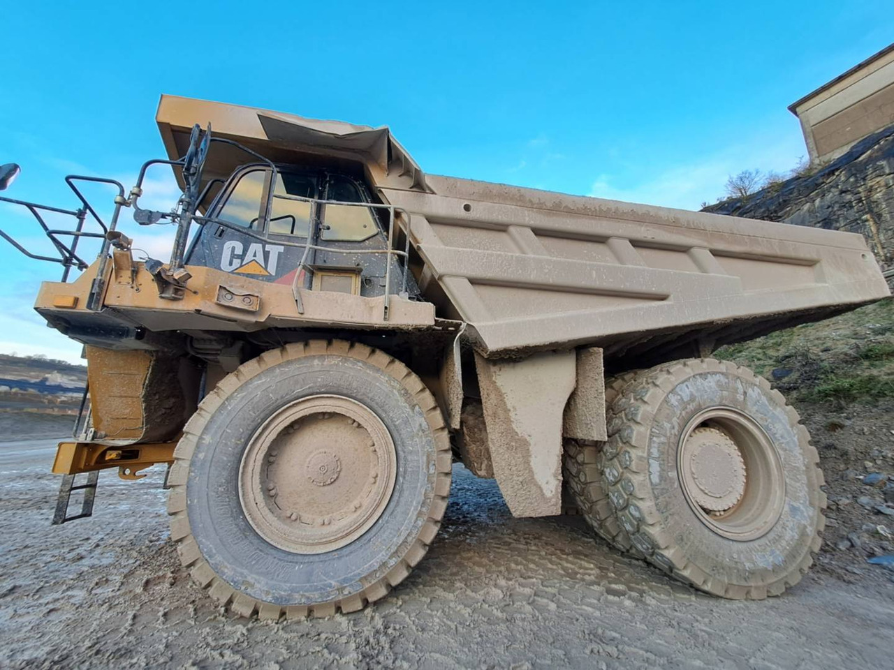 CAT 777G - Togi demper/ Demper za skale: slika 1 CAT 777G - Togi demper/ Demper za skale: slika 1