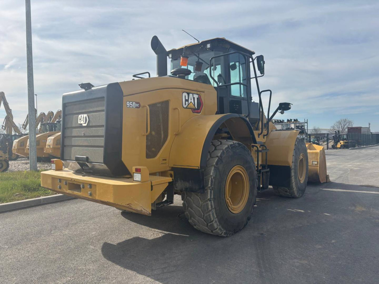 CAT 950GC - Kolesni nakladalec: slika 4 CAT 950GC - Kolesni nakladalec: slika 4