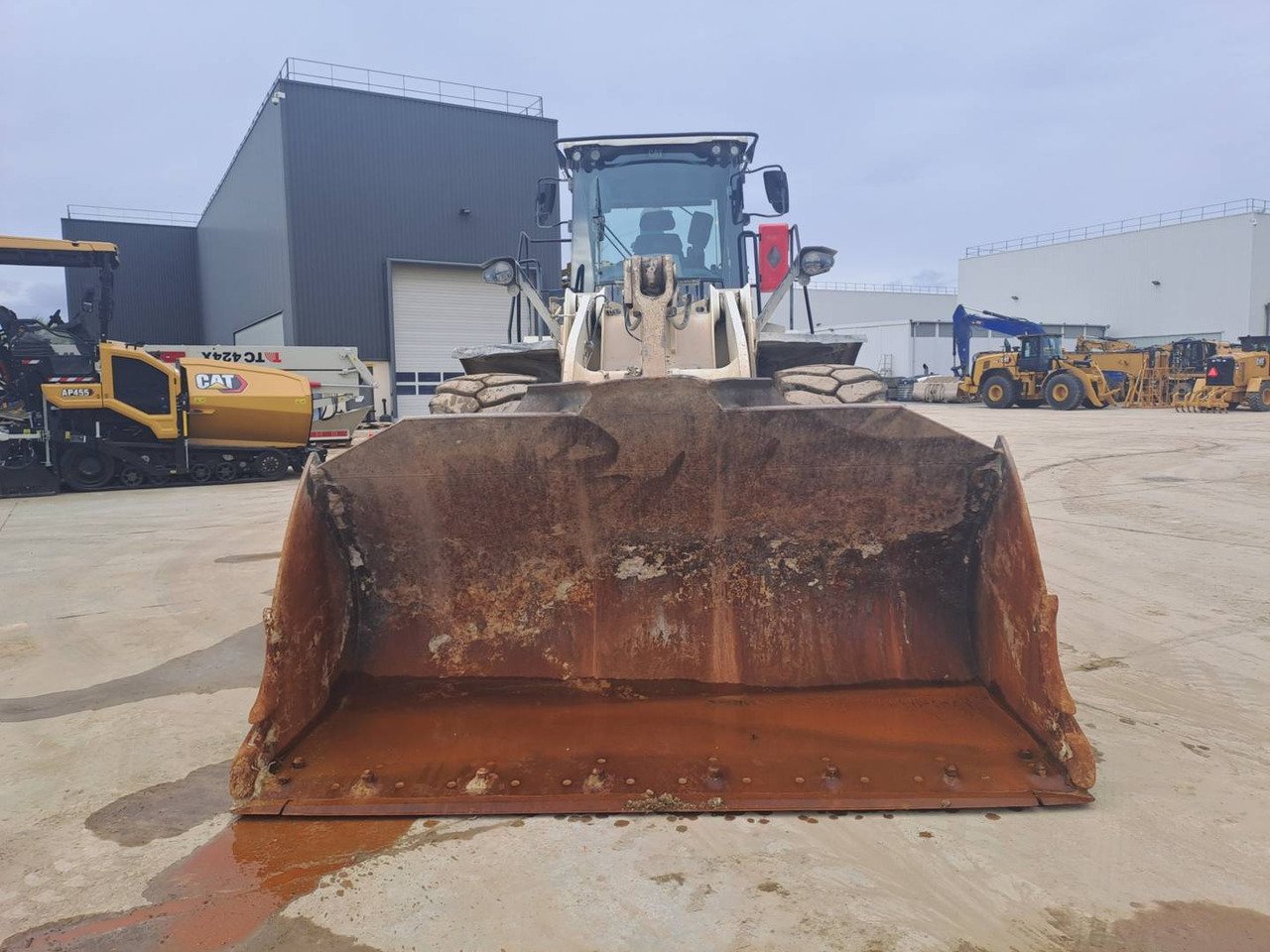 CAT 966M - Kolesni nakladalec: slika 3 CAT 966M - Kolesni nakladalec: slika 3