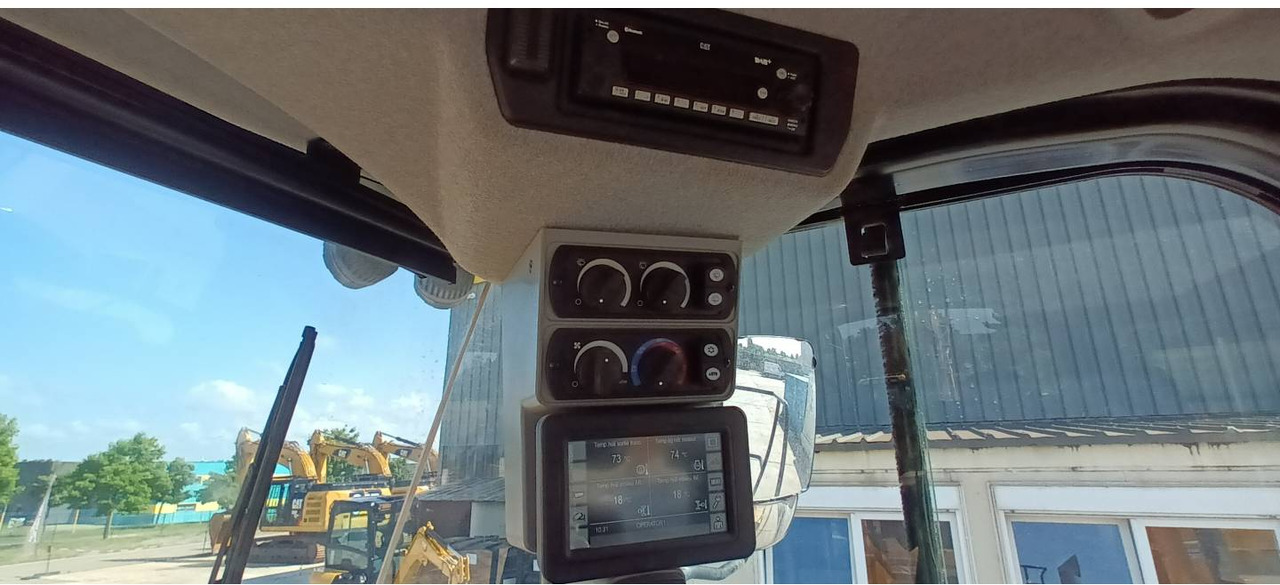 Kolesni nakladalec CAT 972M XE: slika 16