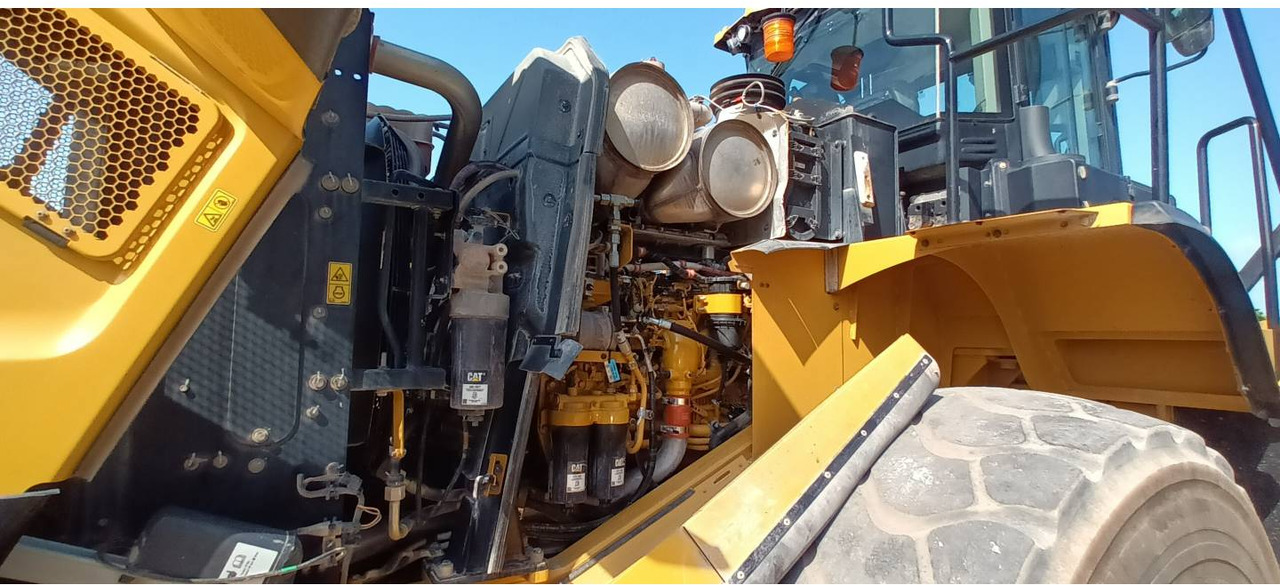Kolesni nakladalec CAT 972M XE: slika 23