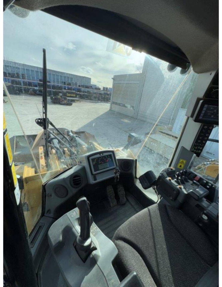 Kolesni nakladalec CAT 980M: slika 25