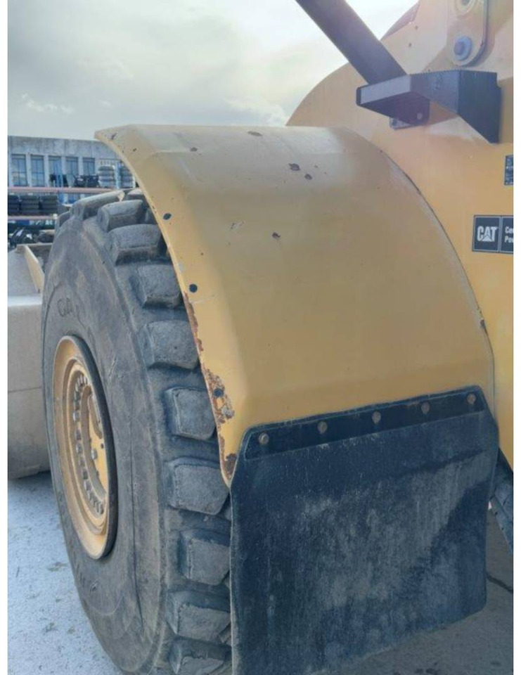 Kolesni nakladalec CAT 980M: slika 14