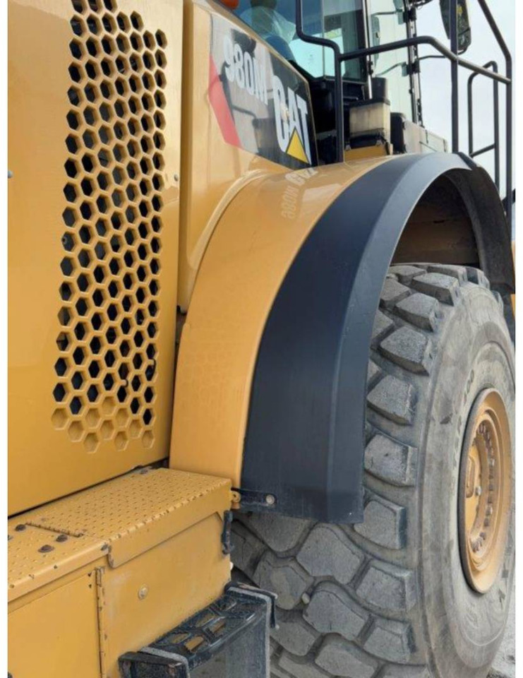 Kolesni nakladalec CAT 980M: slika 16