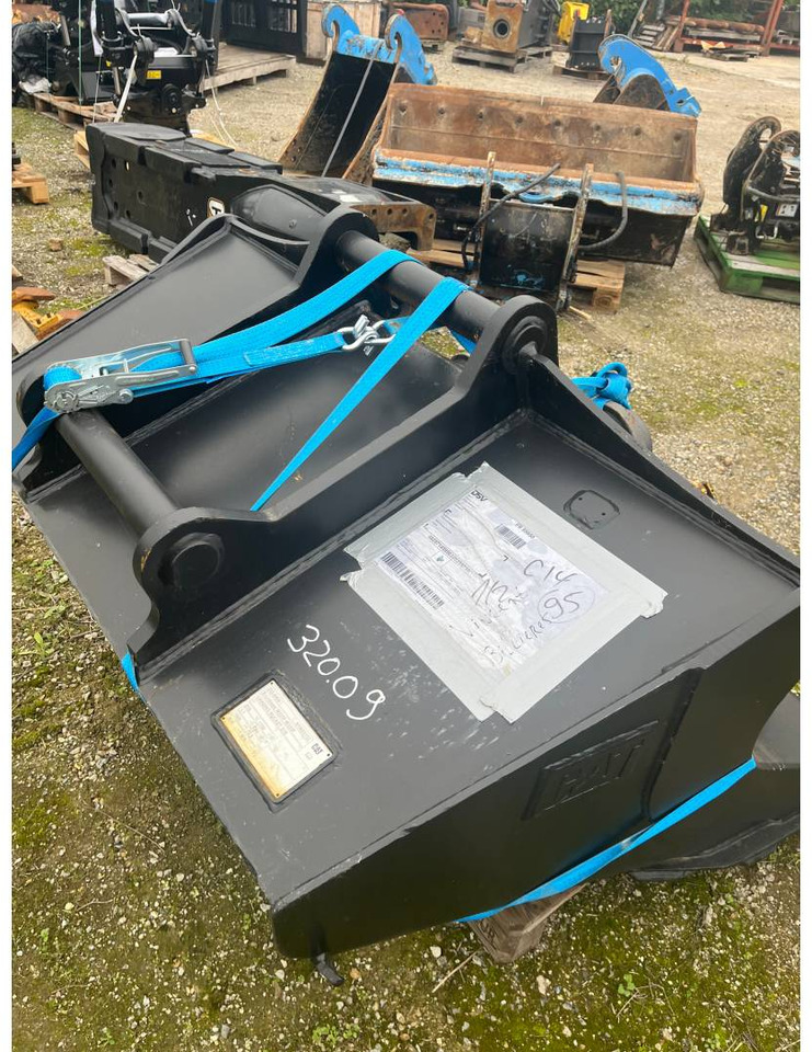 CAT BUCKET/1800MM/S70/GODET - Žlica za bager: slika 2 CAT BUCKET/1800MM/S70/GODET - Žlica za bager: slika 2