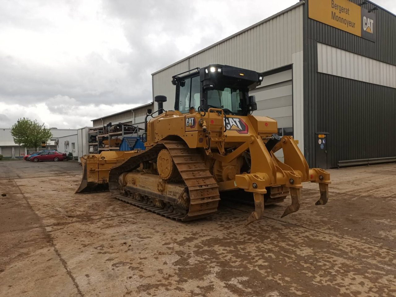 CAT D6 VPAT - Buldožer: slika 4 CAT D6 VPAT - Buldožer: slika 4