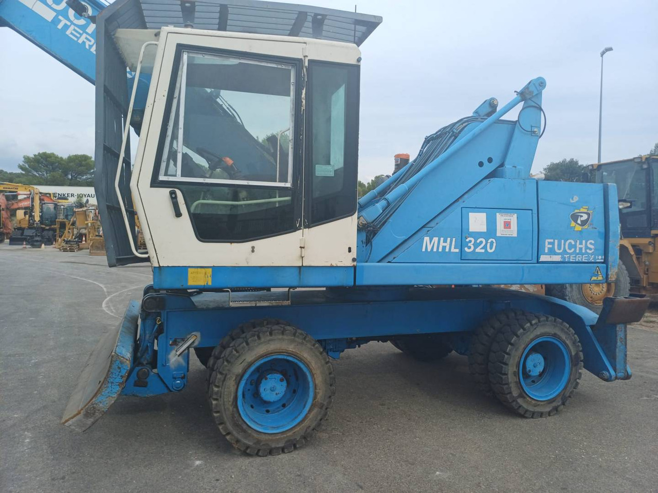 FUCHS MHL320 - Bager na kolesih: slika 1 FUCHS MHL320 - Bager na kolesih: slika 1