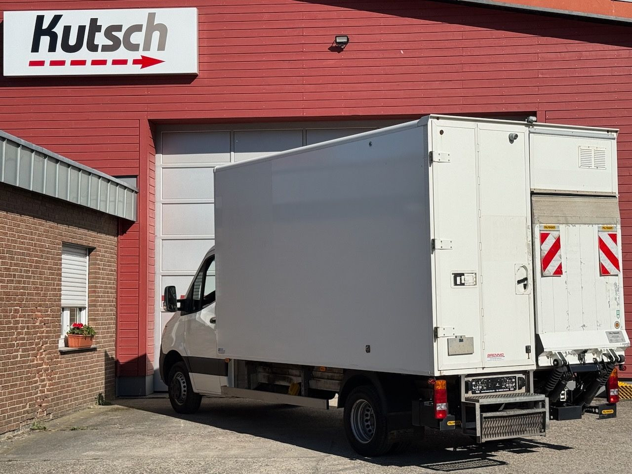 Mercedes-Benz Sprinter III Koffer 514 CDI Ladebordwand - Dostavno vozilo z zabojnikom: slika 2 Mercedes-Benz Sprinter III Koffer 514 CDI Ladebordwand - Dostavno vozilo z zabojnikom: slika 2