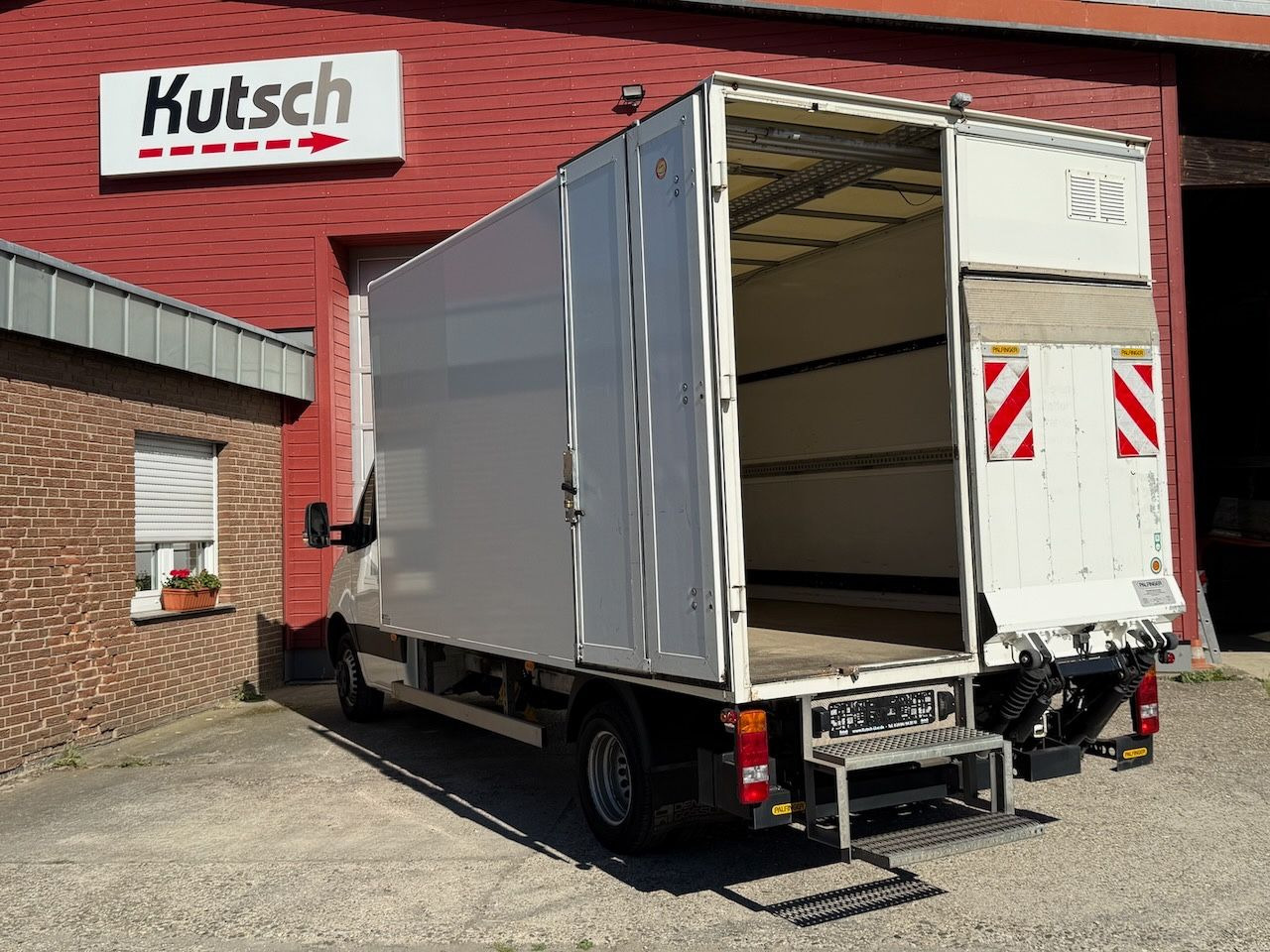 Mercedes-Benz Sprinter III Koffer 514 CDI Ladebordwand - Dostavno vozilo z zabojnikom: slika 4 Mercedes-Benz Sprinter III Koffer 514 CDI Ladebordwand - Dostavno vozilo z zabojnikom: slika 4