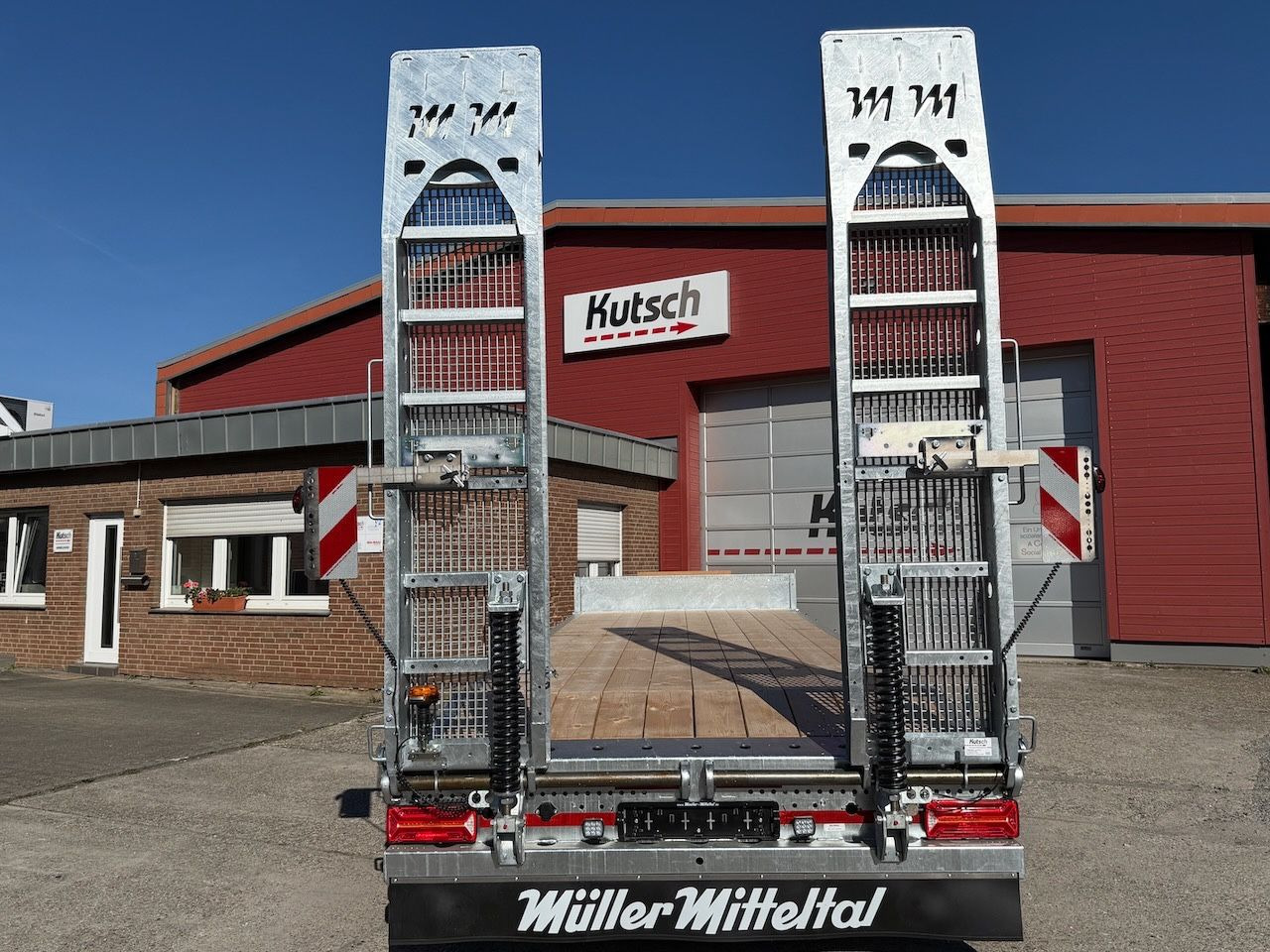 Müller-Mitteltal ETÜ-TA-R 21 Tieflader 7m, luftgefedert, LED - Plato/ Tovorna prikolica: slika 4 Müller-Mitteltal ETÜ-TA-R 21 Tieflader 7m, luftgefedert, LED - Plato/ Tovorna prikolica: slika 4