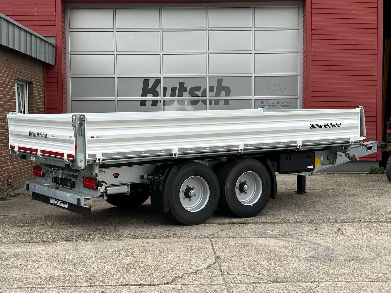 Müller-Mitteltal KA-TA-R 11,9/024 Breitreifen, Alu-Rampen, LED - Kiper prikolica: slika 3 Müller-Mitteltal KA-TA-R 11,9/024 Breitreifen, Alu-Rampen, LED - Kiper prikolica: slika 3
