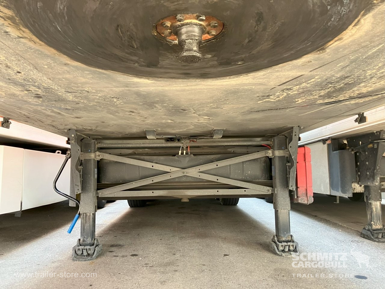 SCHMITZ Semiremolque Frigo Standard Double deck - Izotermična polprikolica: slika 3 SCHMITZ Semiremolque Frigo Standard Double deck - Izotermična polprikolica: slika 3