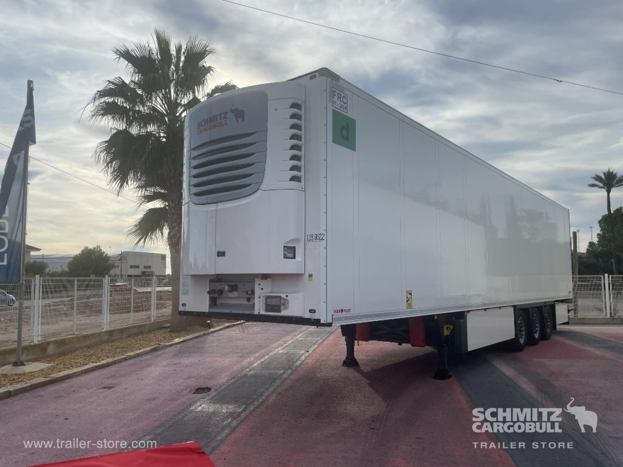 SCHMITZ Semiremolque Frigo Standard - Izotermična polprikolica: slika 1 SCHMITZ Semiremolque Frigo Standard - Izotermična polprikolica: slika 1