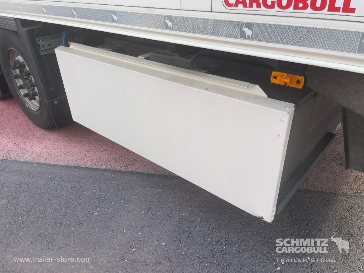 SCHMITZ Semiremolque Frigo Standard - Izotermična polprikolica: slika 4 SCHMITZ Semiremolque Frigo Standard - Izotermična polprikolica: slika 4
