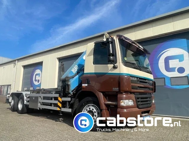 DAF CF 85.340 6X2 Euro 3 - Haakarm containersystem - Hooklift - Abrollkipper - Year 2004 - HMF 1680-K2 Crane - Grua - Ladekran - Autolaadkraan - Kotalni prekucni tovornjak, Tovornjak z dvigalom: slika 4 DAF CF 85.340 6X2 Euro 3 - Haakarm containersystem - Hooklift - Abrollkipper - Year 2004 - HMF 1680-K2 Crane - Grua - Ladekran - Autolaadkraan - Kotalni prekucni tovornjak, Tovornjak z dvigalom: slika 4