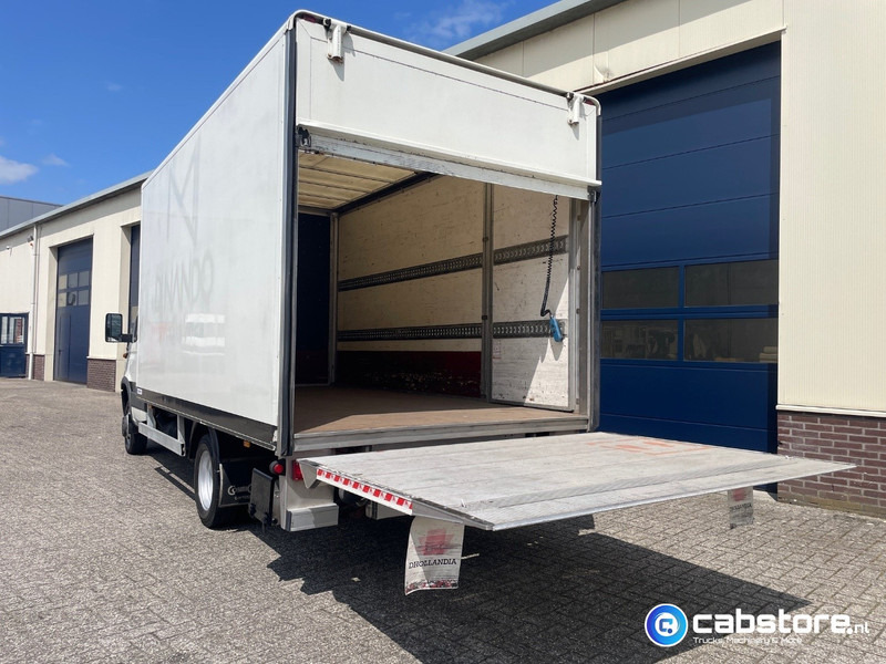 Iveco 40C 40C12 EURO 3 4x2 Bakwagen Euro 3 - Bouwjaar 2003 - APK tot 10-05-2026 -Handgeschakelde versnellingsbak - Dostavno vozilo z zabojnikom: slika 4 Iveco 40C 40C12 EURO 3 4x2 Bakwagen Euro 3 - Bouwjaar 2003 - APK tot 10-05-2026 -Handgeschakelde versnellingsbak - Dostavno vozilo z zabojnikom: slika 4