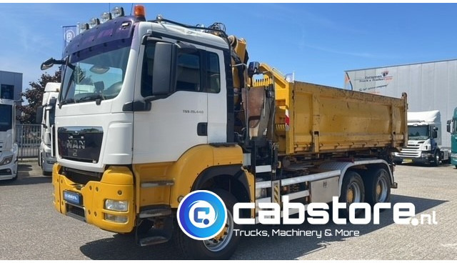MAN TGS 26.440 6X6 BB EEV MAN TGS 26.440 Euro 5 EEV - 6X6 - Laadkraan - Kipper - Kabelsysteem - Bouwjaar 2010 - Km 657.509 - APK tot 22-11-2025 !! - Tovornjak prekucnik, Tovornjak z dvigalom: slika 2 MAN TGS 26.440 6X6 BB EEV MAN TGS 26.440 Euro 5 EEV - 6X6 - Laadkraan - Kipper - Kabelsysteem - Bouwjaar 2010 - Km 657.509 - APK tot 22-11-2025 !! - Tovornjak prekucnik, Tovornjak z dvigalom: slika 2