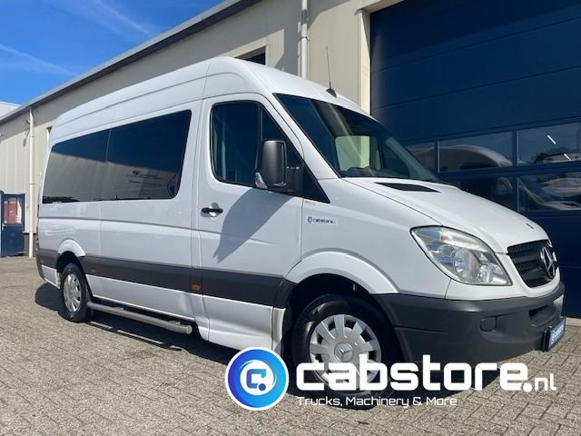 Mercedes-Benz SPRINTER 211 CDI - L2/H2- Automatische versnellingsbak - 9 Persoons - Bouwjaar 2009 - APK tot 17-01-2026 ! - Side bars - Privacy glas - Airco - Minibus, Potniški kombi: slika 1 Mercedes-Benz SPRINTER 211 CDI - L2/H2- Automatische versnellingsbak - 9 Persoons - Bouwjaar 2009 - APK tot 17-01-2026 ! - Side bars - Privacy glas - Airco - Minibus, Potniški kombi: slika 1