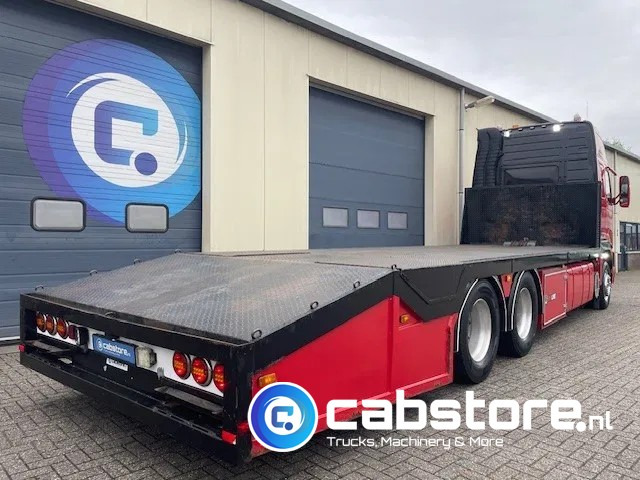 Volvo FH 12.460 6x2R Euro 3 - Oprijwagen - Machinetransporter - Year 2002 - APK tot 11-2025 - MANUAL - NL Truck - Tovornjak avtotransporter: slika 5 Volvo FH 12.460 6x2R Euro 3 - Oprijwagen - Machinetransporter - Year 2002 - APK tot 11-2025 - MANUAL - NL Truck - Tovornjak avtotransporter: slika 5
