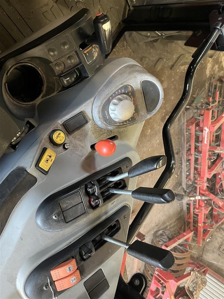 Massey Ferguson 6480 - Traktor: slika 4 Massey Ferguson 6480 - Traktor: slika 4