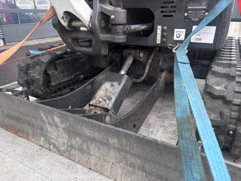 Bobcat E20Z vain 113h ajettu - Mini bager: slika 5 Bobcat E20Z vain 113h ajettu - Mini bager: slika 5