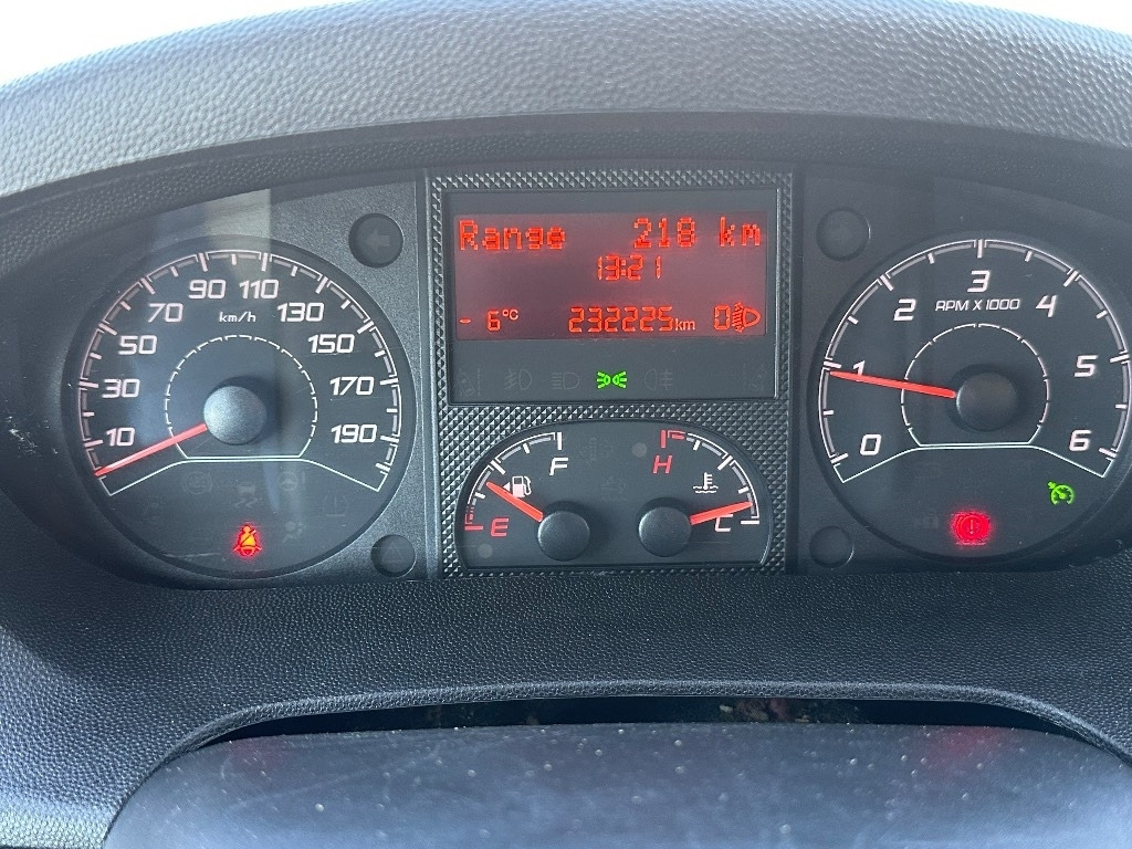 Furgon Citroën Jumper 2.2 kylmäkoneella: slika 15