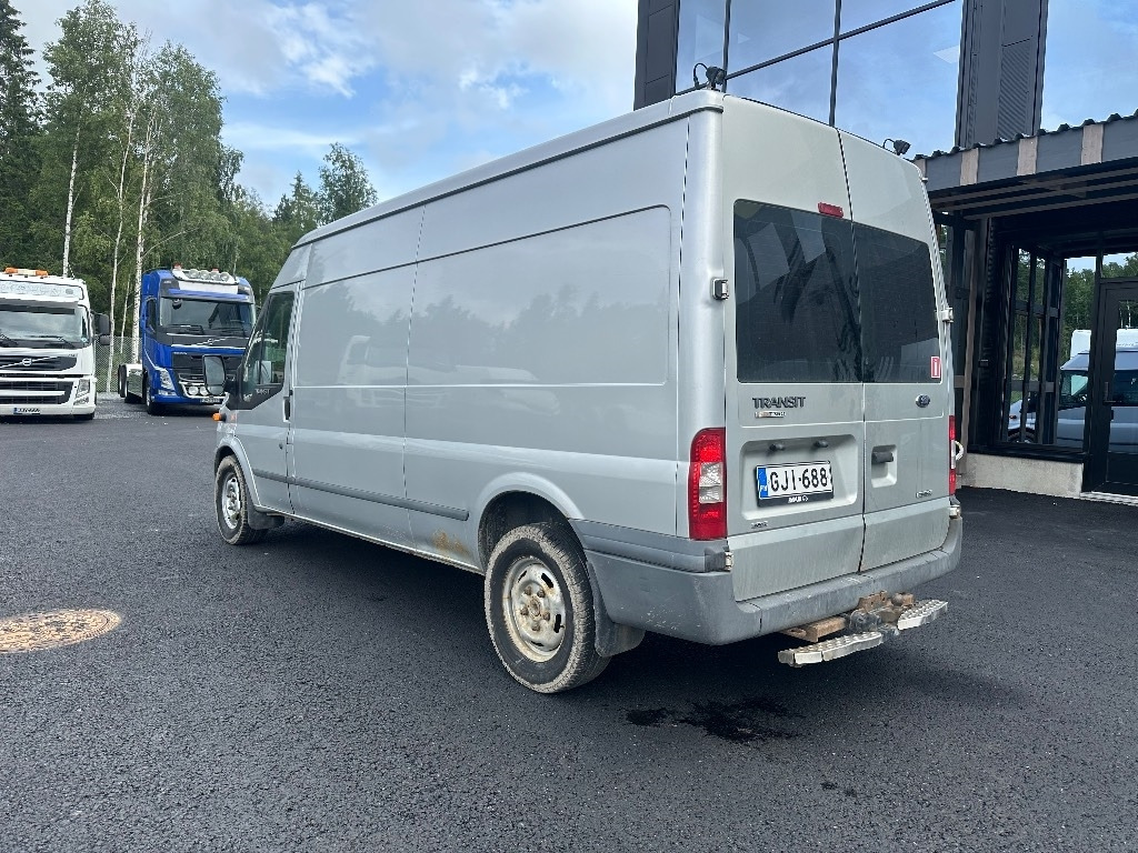 Ford Transit T350 4X4 huoltohyllyt - Furgon: slika 4 Ford Transit T350 4X4 huoltohyllyt - Furgon: slika 4