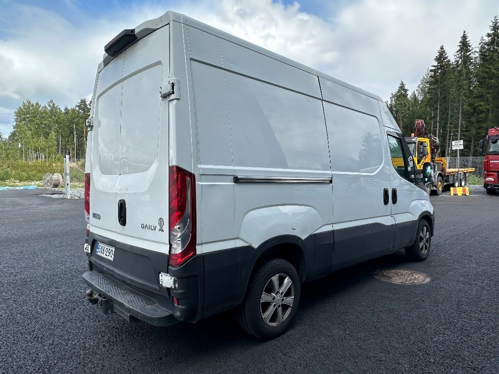 Iveco Daily 35S13 10m3 - Furgon: slika 3 Iveco Daily 35S13 10m3 - Furgon: slika 3