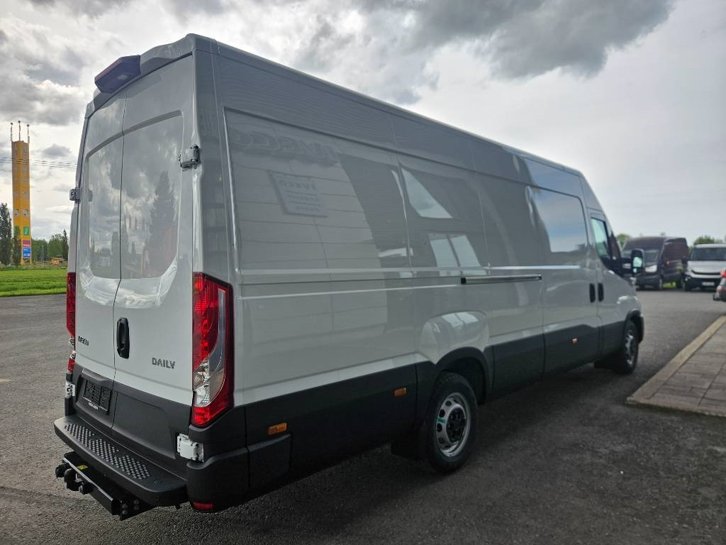 Iveco Daily 35S16A8 - Furgon: slika 3 Iveco Daily 35S16A8 - Furgon: slika 3