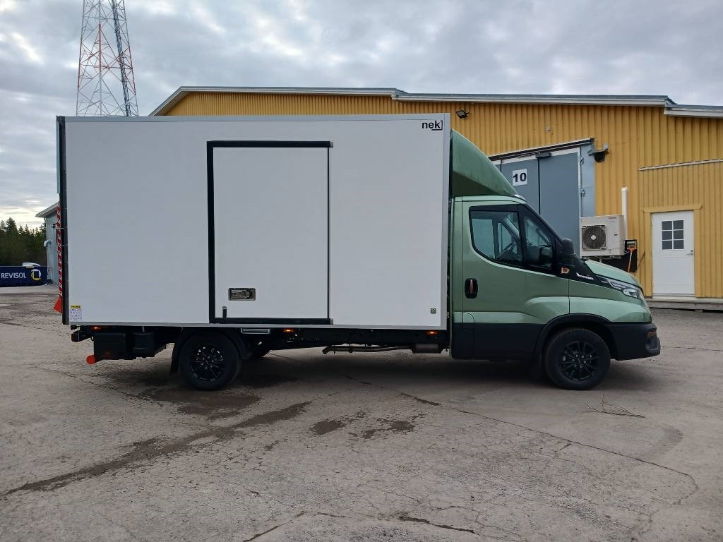 Iveco Daily 35S18A8 - Furgon: slika 5 Iveco Daily 35S18A8 - Furgon: slika 5