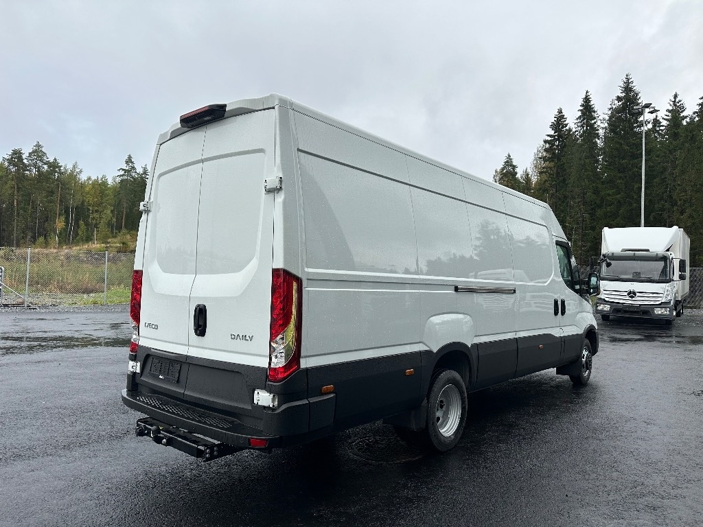 Iveco Daily 50C18A8 16m3 - Furgon: slika 4 Iveco Daily 50C18A8 16m3 - Furgon: slika 4