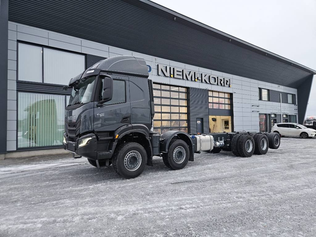 Iveco TWay AT410T54 10X4 metsäkoneritilä - Tovornjak za prevoz lesa: slika 1 Iveco TWay AT410T54 10X4 metsäkoneritilä - Tovornjak za prevoz lesa: slika 1