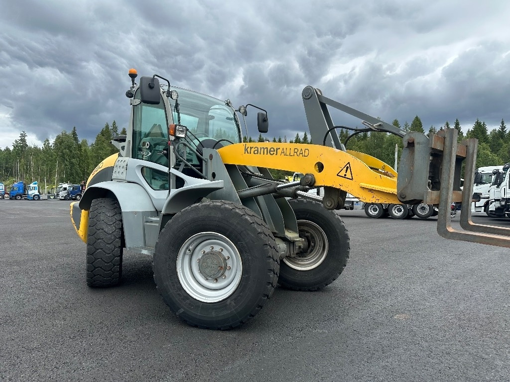Kramer-allrad 880 4x4 - Zgibni nakladalnik: slika 3 Kramer-allrad 880 4x4 - Zgibni nakladalnik: slika 3