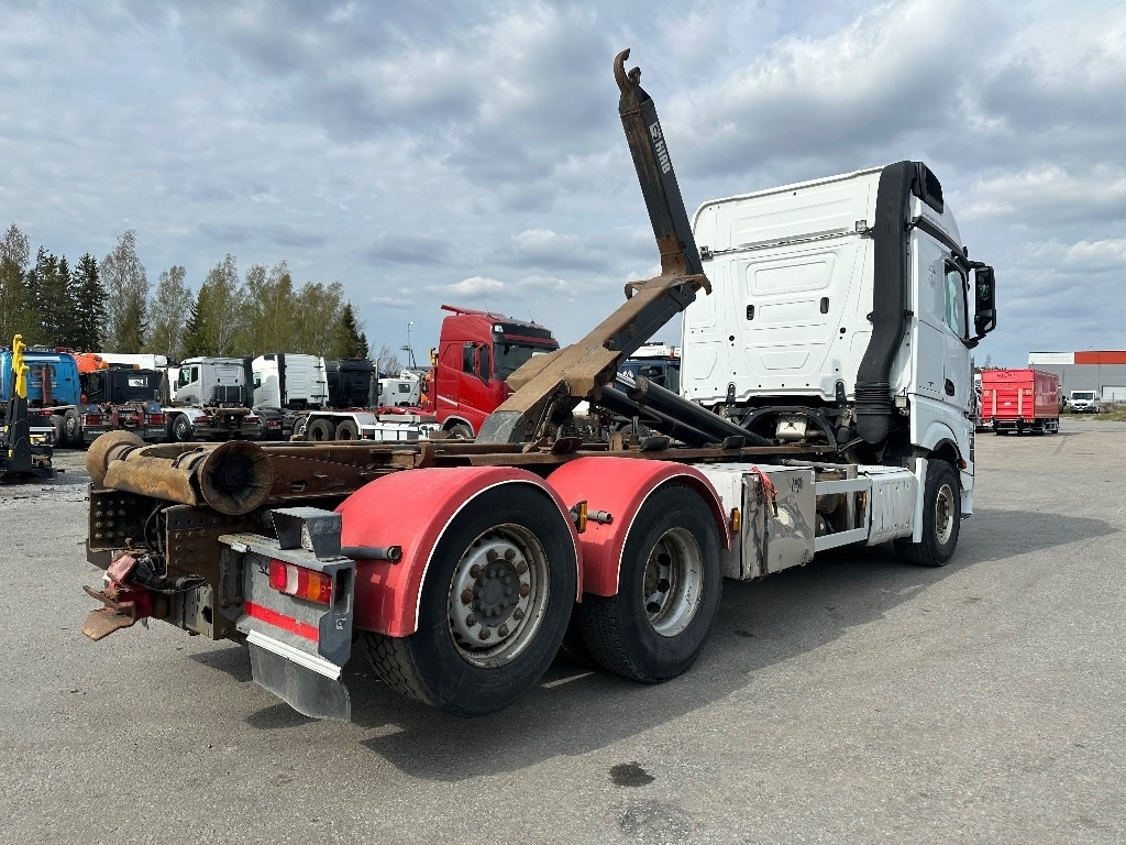 Mercedes-Benz Actros 2551 6x2*4 - Kotalni prekucni tovornjak: slika 4 Mercedes-Benz Actros 2551 6x2*4 - Kotalni prekucni tovornjak: slika 4