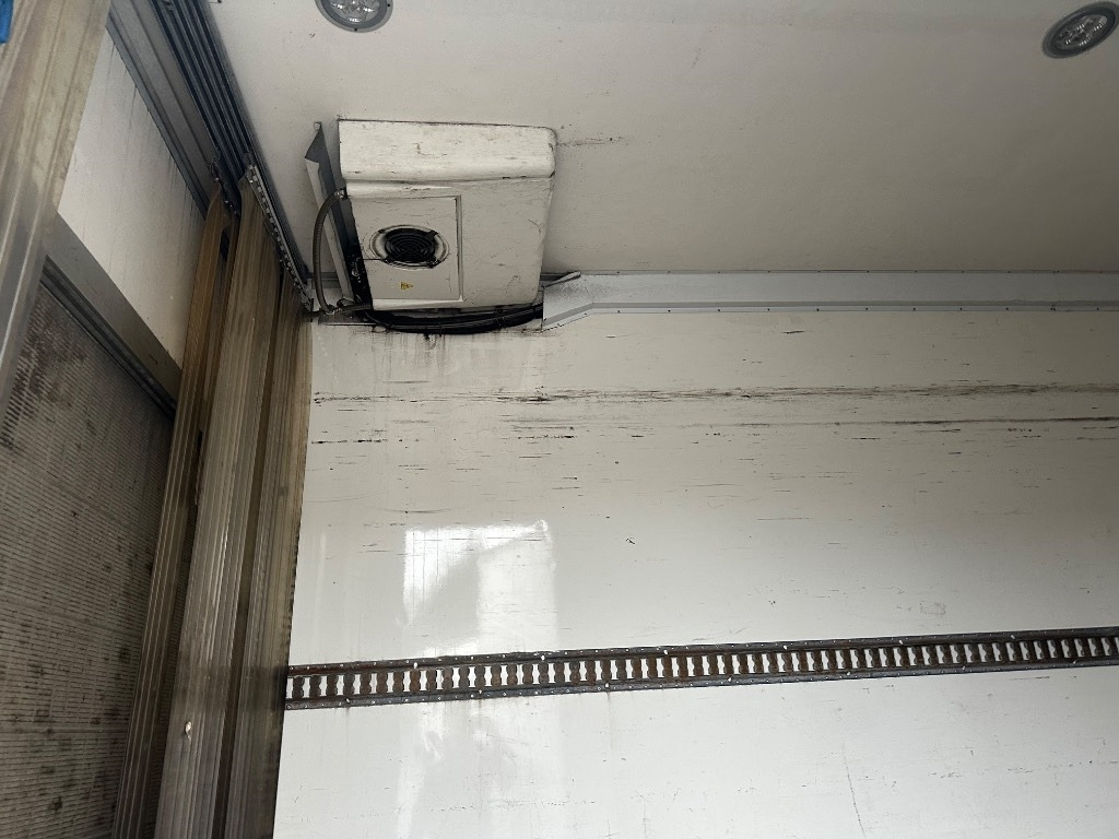 Mercedes-Benz Atego 818 - Tovornjak hladilnik: slika 5 Mercedes-Benz Atego 818 - Tovornjak hladilnik: slika 5