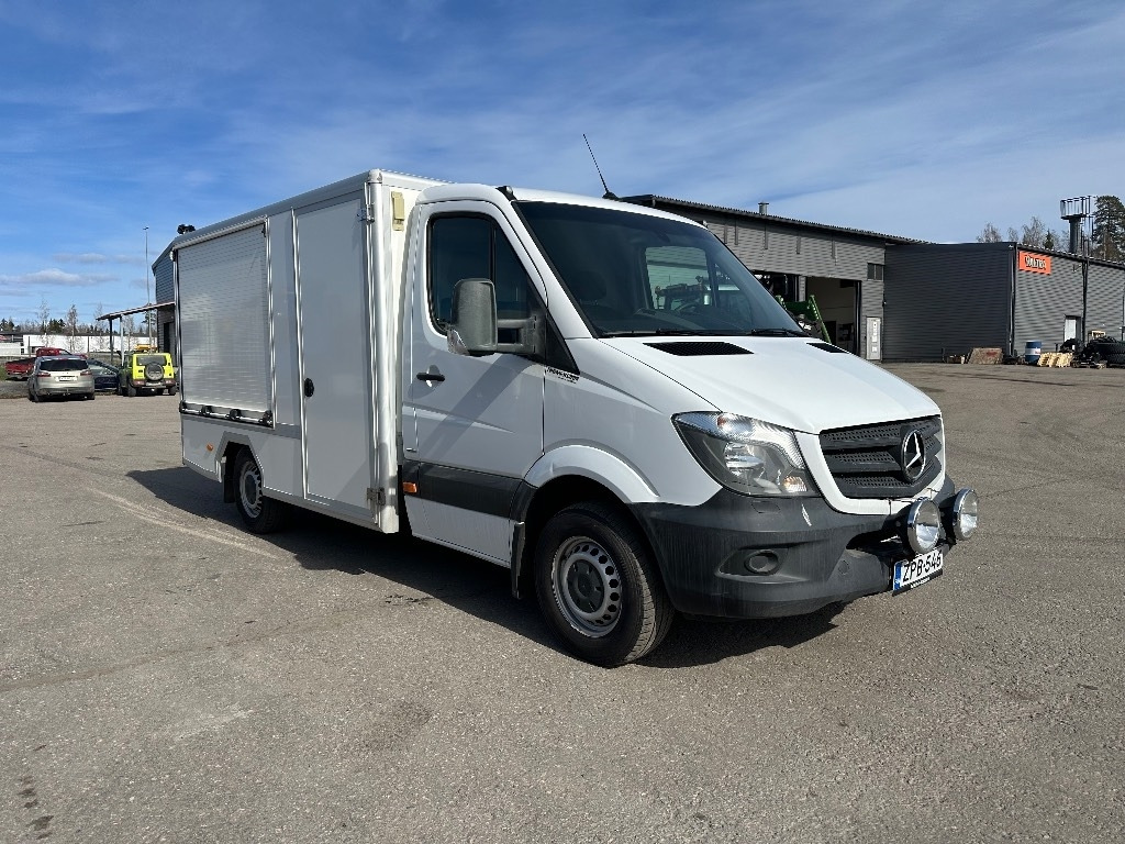 Mercedes-Benz Sprinter 316 Huoltoauto - Dostavno vozilo z zabojnikom: slika 2 Mercedes-Benz Sprinter 316 Huoltoauto - Dostavno vozilo z zabojnikom: slika 2