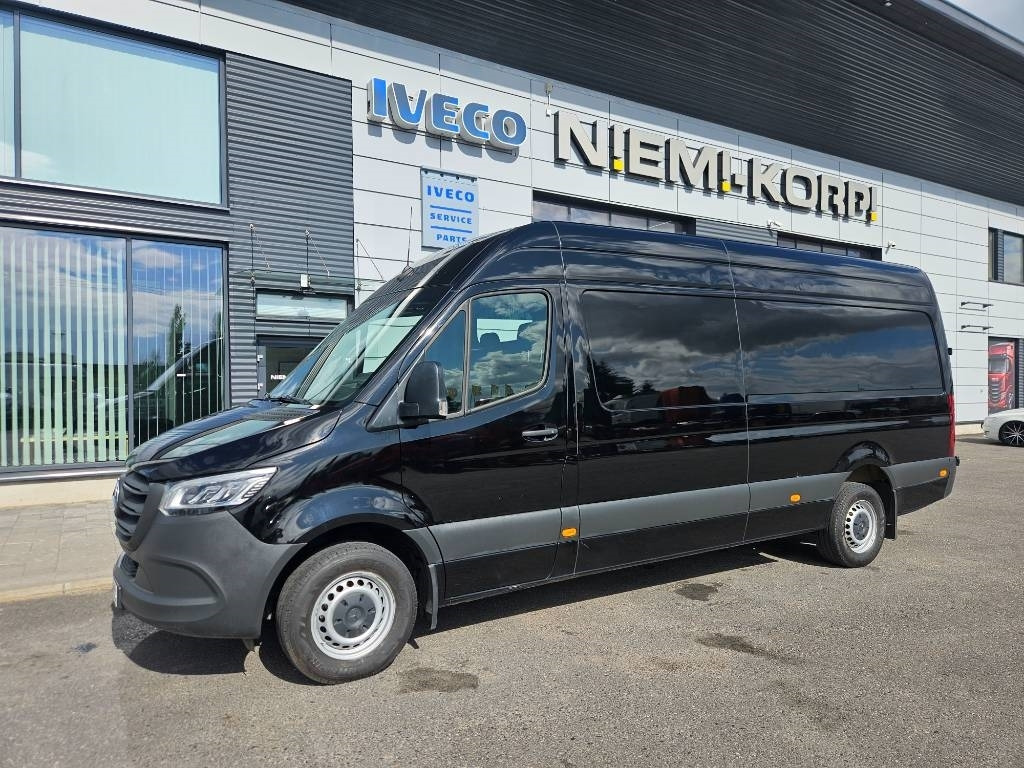 Mercedes-Benz Sprinter 317 RWD - Furgon: slika 1 Mercedes-Benz Sprinter 317 RWD - Furgon: slika 1