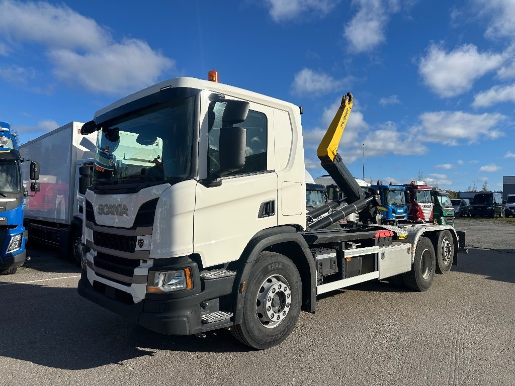 Scania P 360 - Kotalni prekucni tovornjak: slika 1 Scania P 360 - Kotalni prekucni tovornjak: slika 1