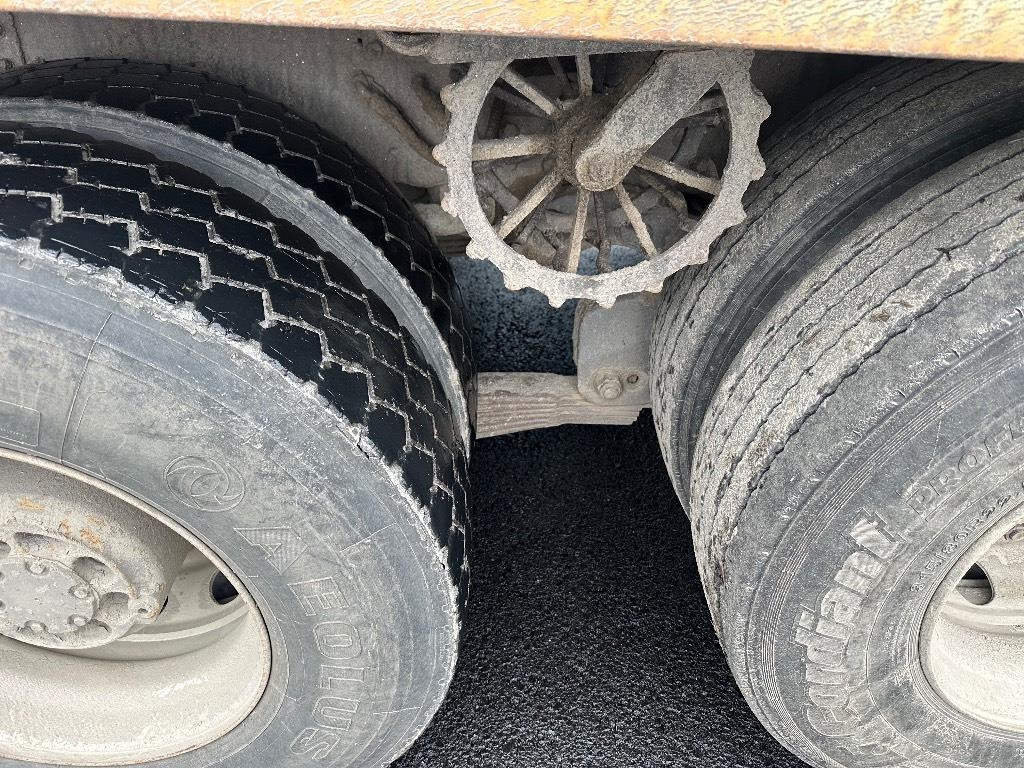 Volvo FH 12 420 8x2 + pv - Tovornjak prekucnik: slika 5 Volvo FH 12 420 8x2 + pv - Tovornjak prekucnik: slika 5