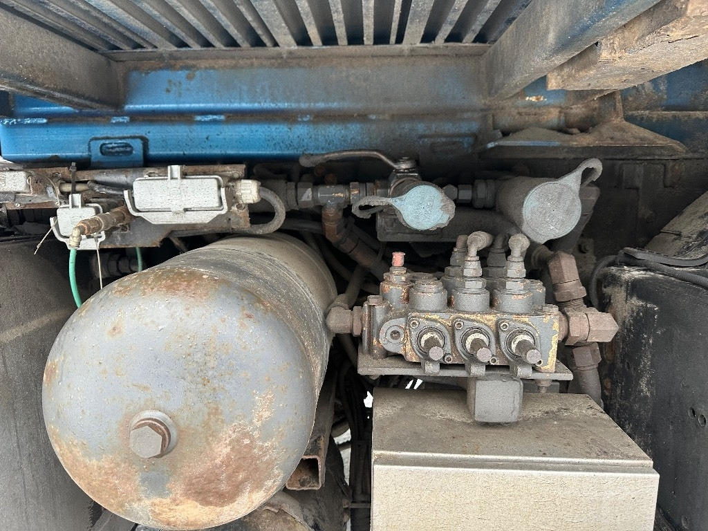 Volvo FH 13 500hv 8x4*4 - Tovornjak z dvigalom: slika 3 Volvo FH 13 500hv 8x4*4 - Tovornjak z dvigalom: slika 3