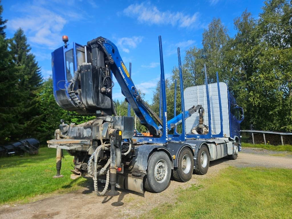 Volvo FH 16 750 8x4 76tn yhdistelmä  - Tovornjak za prevoz lesa: slika 2 Volvo FH 16 750 8x4 76tn yhdistelmä  - Tovornjak za prevoz lesa: slika 2