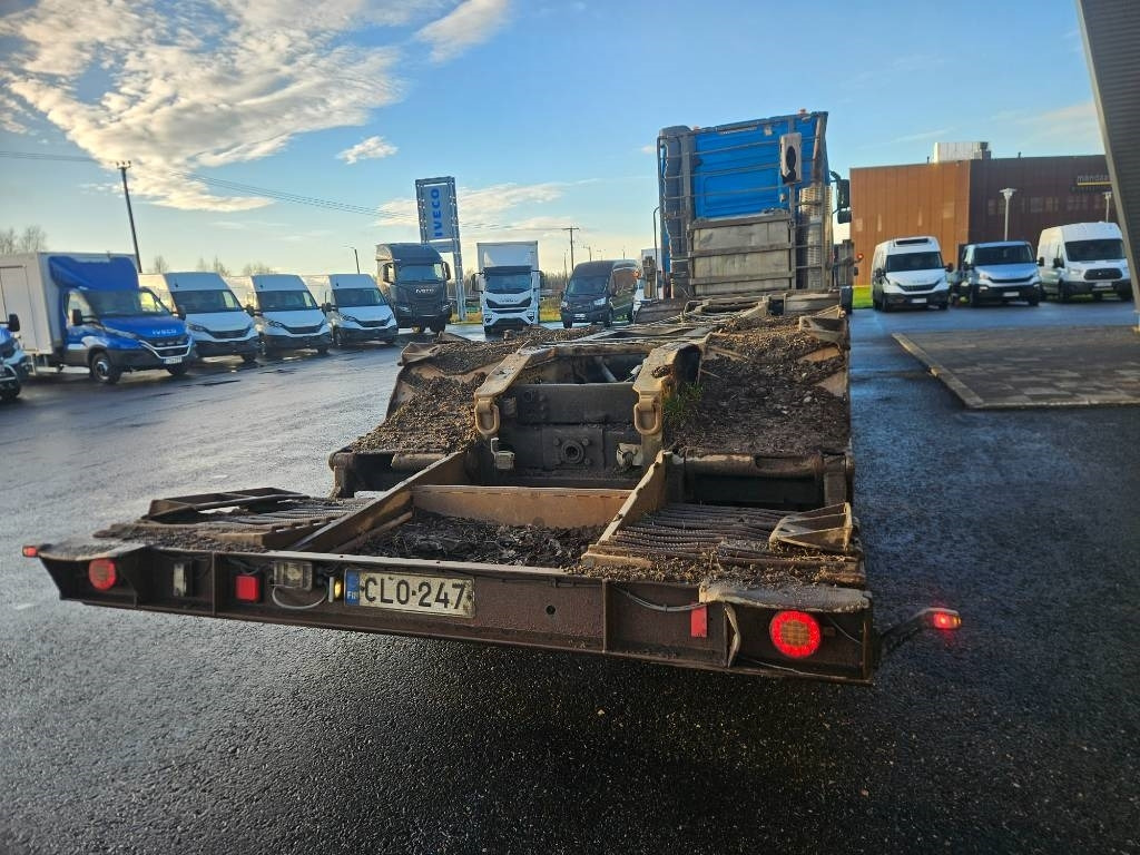 Volvo FH12 8x4 - Tovornjak za prevoz lesa: slika 4 Volvo FH12 8x4 - Tovornjak za prevoz lesa: slika 4