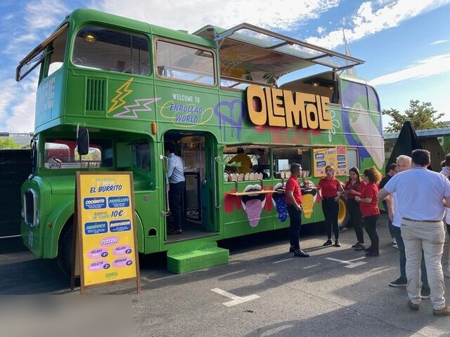 Dvonadstropni avtobus British Bus Mobile Opening Roof: slika 12 Dvonadstropni avtobus British Bus Mobile Opening Roof: slika 12