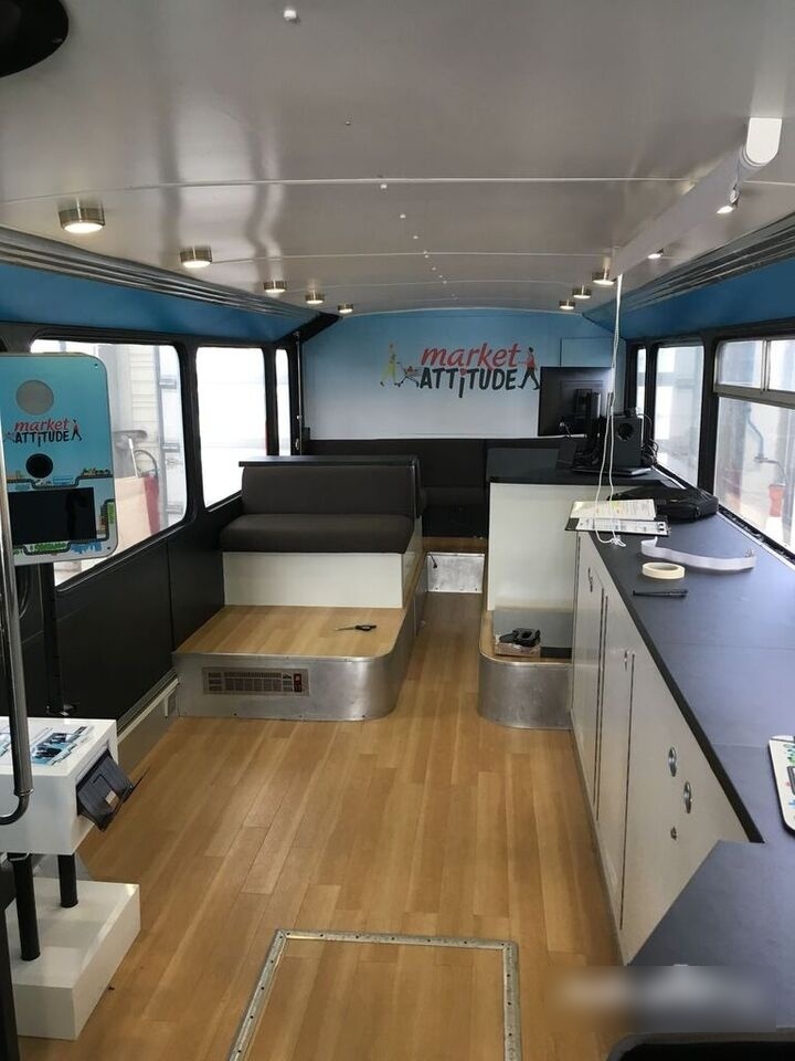 Dvonadstropni avtobus MCW METROBUS British Double Decker Bus Marketing Exhibition Training: slika 11 Dvonadstropni avtobus MCW METROBUS British Double Decker Bus Marketing Exhibition Training: slika 11