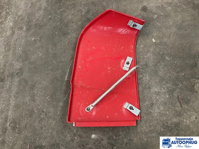 DAF Upper fender roof spoiler – DAF 1653709 - Karoserija in zunanjost za Tovornjak: slika 1 DAF Upper fender roof spoiler – DAF 1653709 - Karoserija in zunanjost za Tovornjak: slika 1