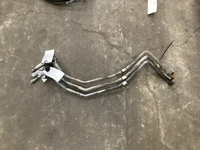 Scania Compressor anti freeze pipe – Scania 2365343 - Motor in deli za Tovornjak: slika 1 Scania Compressor anti freeze pipe – Scania 2365343 - Motor in deli za Tovornjak: slika 1