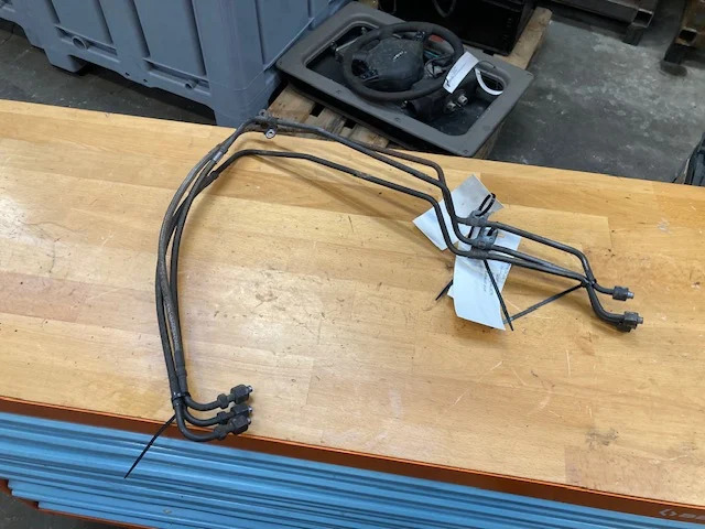 Scania Exhaust pipe – Scania 2442879 - Motor in deli za Tovornjak: slika 1 Scania Exhaust pipe – Scania 2442879 - Motor in deli za Tovornjak: slika 1