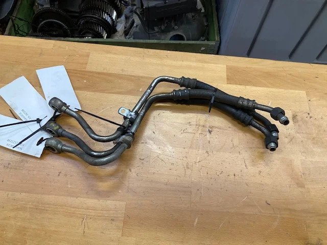 Scania Fuel pipes – Scania 2427238 - Motor in deli za Tovornjak: slika 1 Scania Fuel pipes – Scania 2427238 - Motor in deli za Tovornjak: slika 1