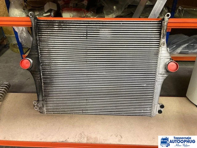 Scania Intercooler Scania 2898837 - Motor in deli za Tovornjak: slika 1 Scania Intercooler Scania 2898837 - Motor in deli za Tovornjak: slika 1