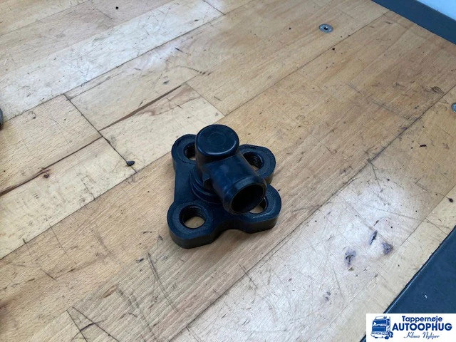 Scania Olie påfyldningstuds Scania 2178551 - Motor in deli za Tovornjak: slika 1 Scania Olie påfyldningstuds Scania 2178551 - Motor in deli za Tovornjak: slika 1